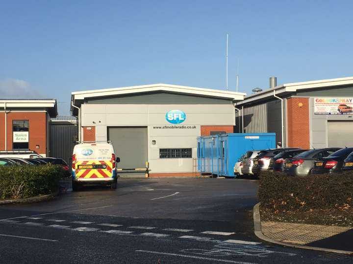 PRIME INDUSTRIAL UNIT AVAILABLE TO LET Smith and Sons